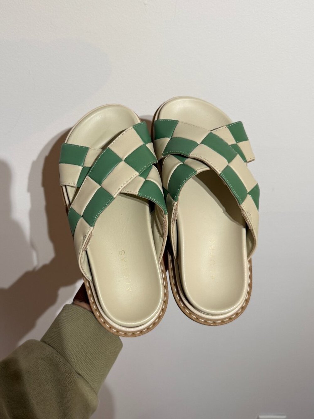 ALOHAS Marshmallow Scacchi Checkered Leather Sandals Ivory Evergreen, size 36